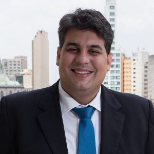 Dr. Diogo Leite Sampaio