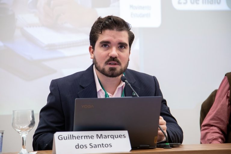 AMB destaca protagonismo dos médicos jovens em fórum da APM sobre liderança e futuro da Medicina 7 WhatsApp Image 2026 05 29 at 16.20.18