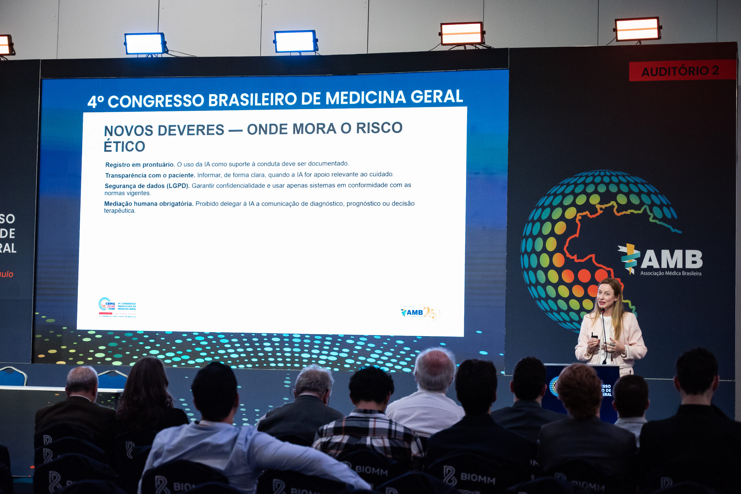 ‘Segurança Ética na Saúde Digital’ é tema de debate em painel no segundo dia do CBMG 20265 3 CBMG 12 06 2026 9788 scaled