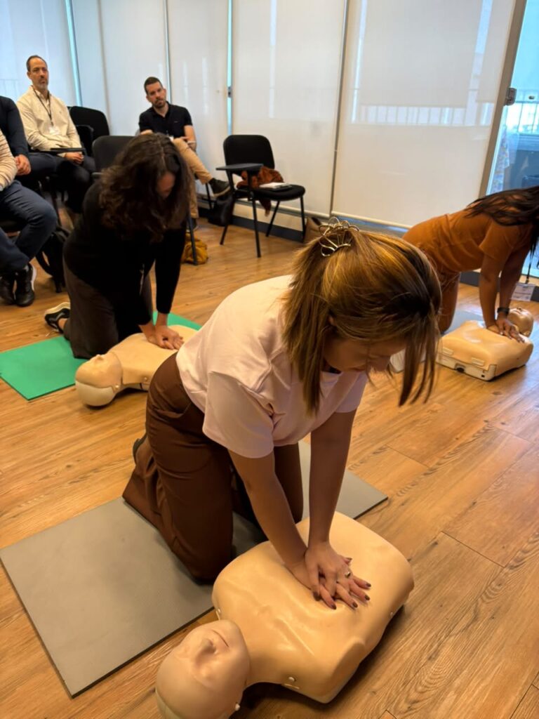 Com certificação internacional, curso ACLS capacita médicos no atendimento avançado de emergências cardiovasculares 10 Foto 10