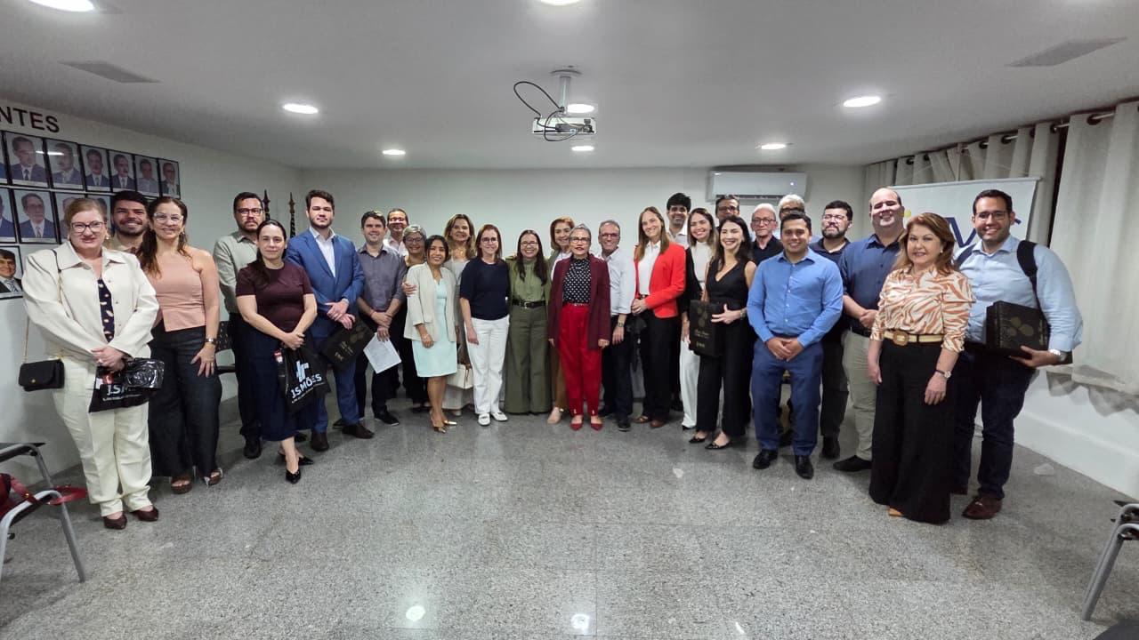 AMB participa de encontro que debate propostas para o fortalecimento da saúde no Ceará